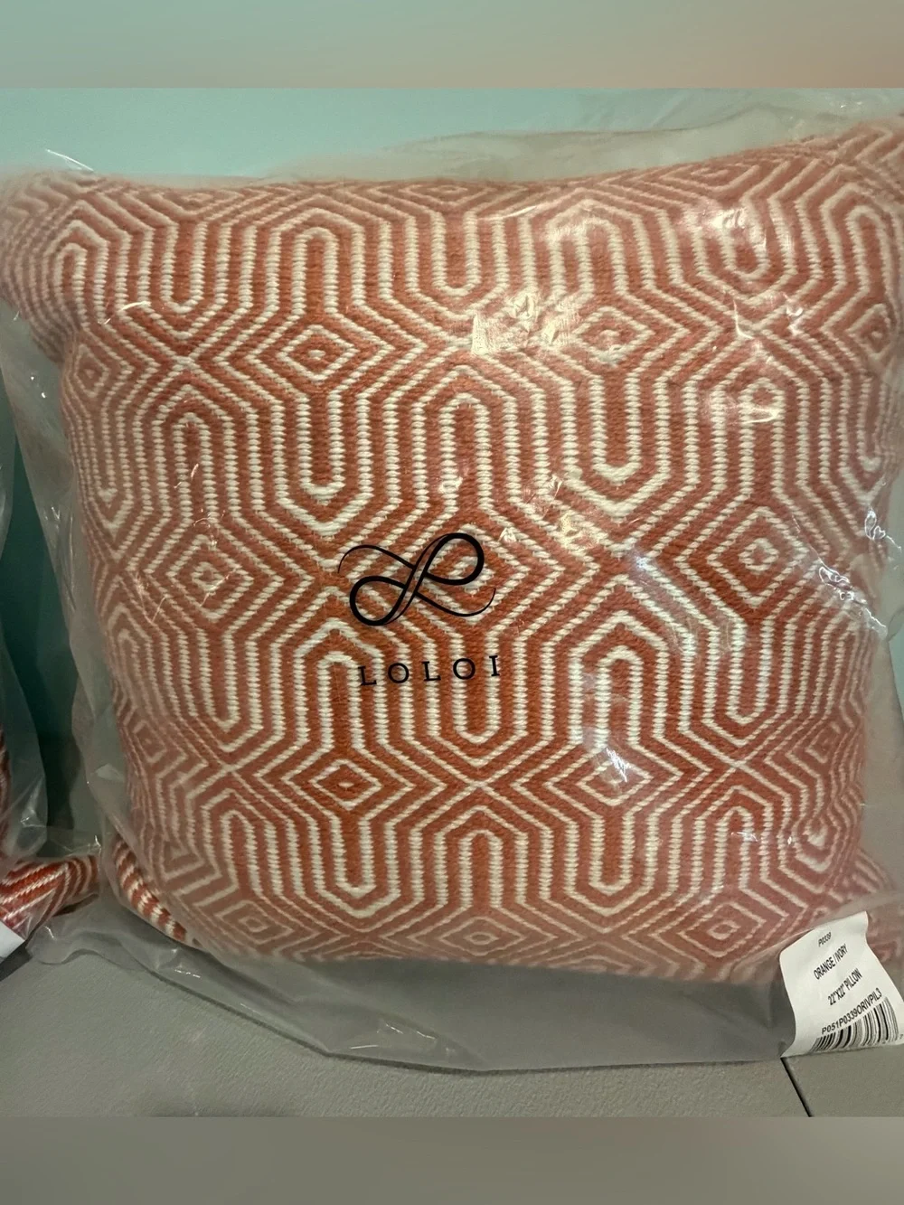 NWT TWO Loloi 22x22 Indoor/Outdoor Decorative Pillows Orange & Ivory Zippers